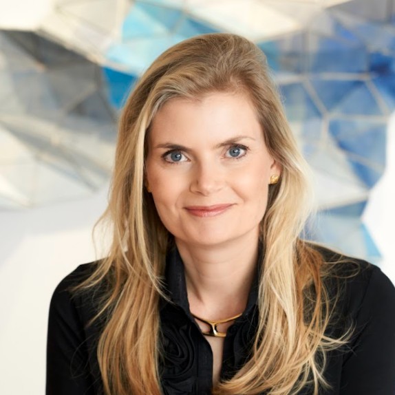 Denise Persson CMO Snowflake